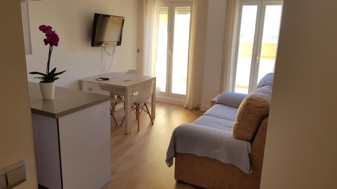 Ferienwohnung Penthouse Sea Views + Private Solarium Fuengirola Exterior foto